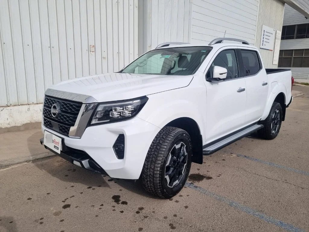 Nissan Navara Dc 4x4 2.3tdi Le At año 2023