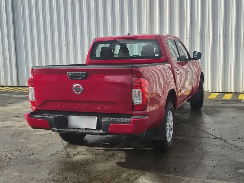 Nissan Navara Xe Mt 4x2 2.3 año 2023