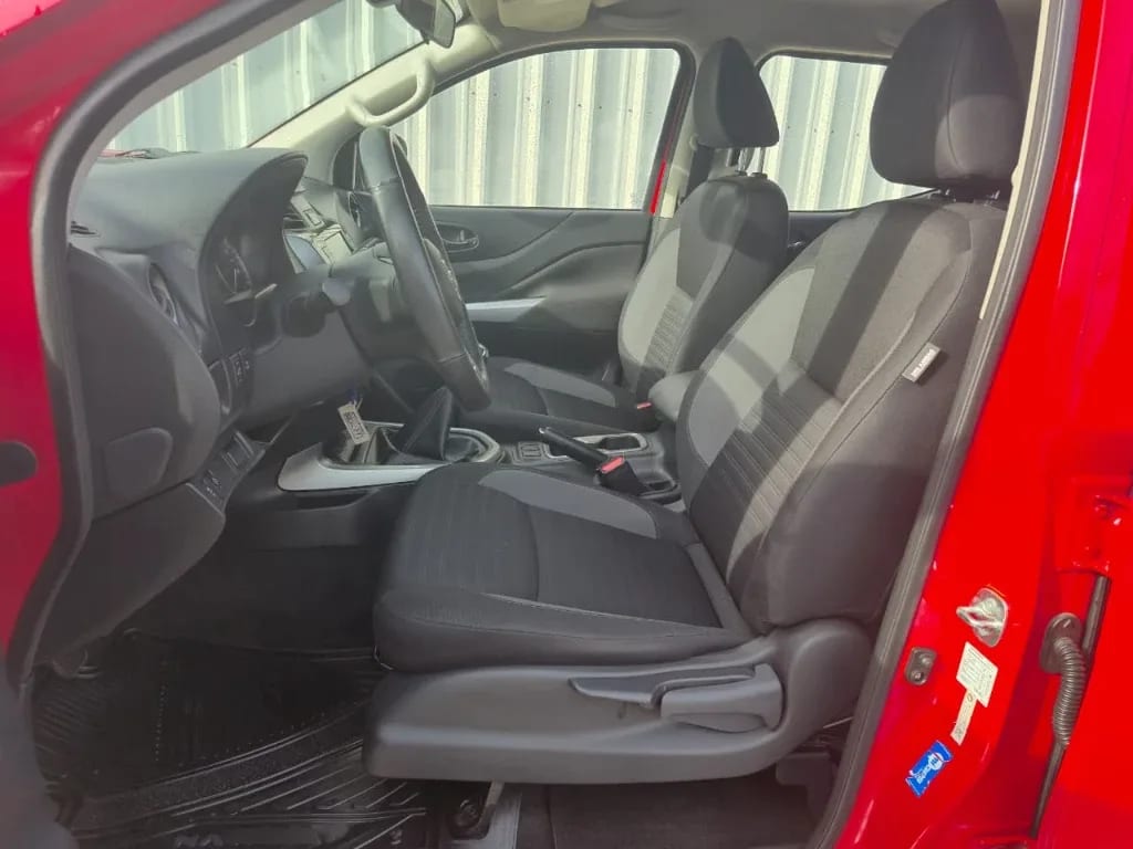 Nissan Navara Xe Mt 4x2 2.3 año 2023