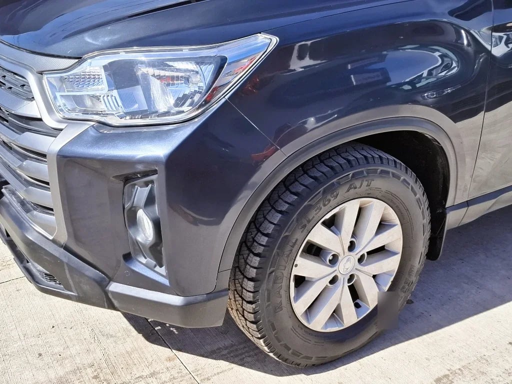 Ssangyong Grand Musso Grand Musso 2.2 4x2 Mt Full-Ql612 año 2023