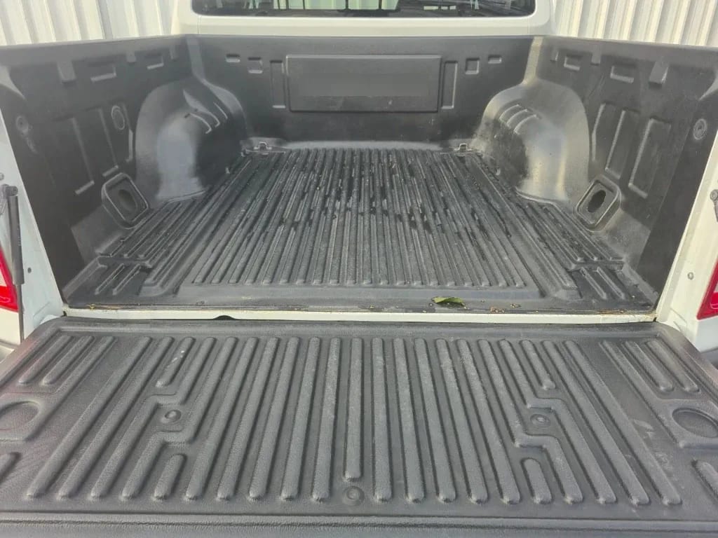Volkswagen Amarok Dcab Tdi 4x4 Trendline 2.0 año 2023