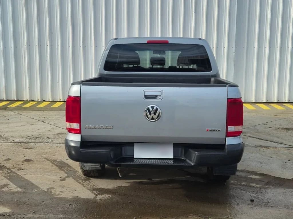 Volkswagen Amarok Trendline Mt D/c 4x4 2.0d año 2023