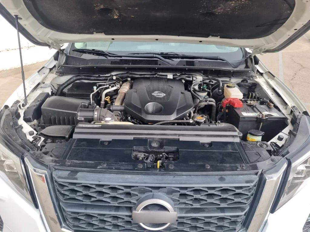 Nissan Navara Dc 4x4 2.3tdi Le At año 2023