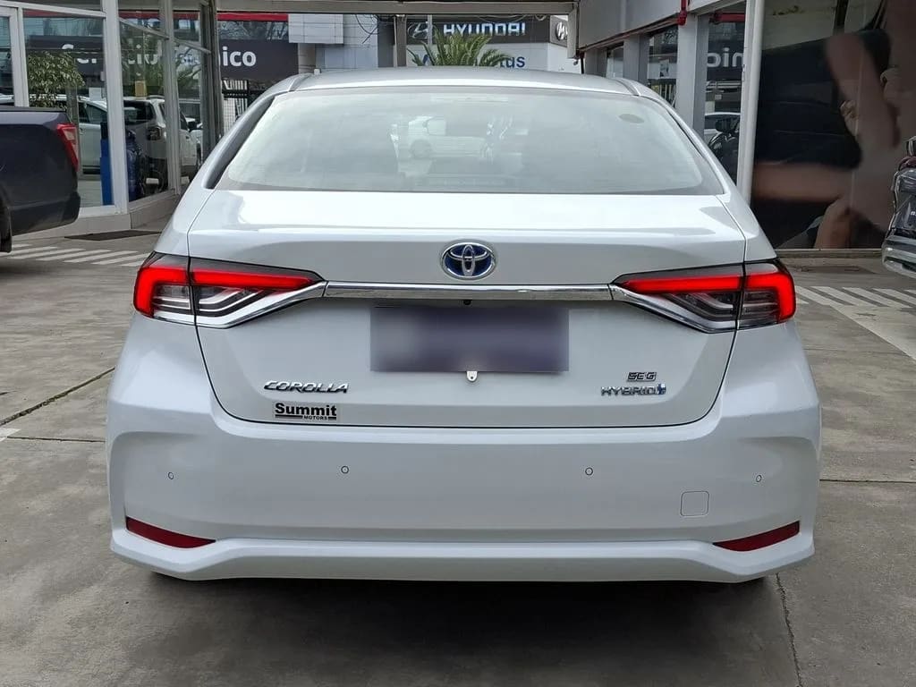 Toyota Corolla 1.8 Xli Hybrid 4x2 Cvt At 4p año 2024