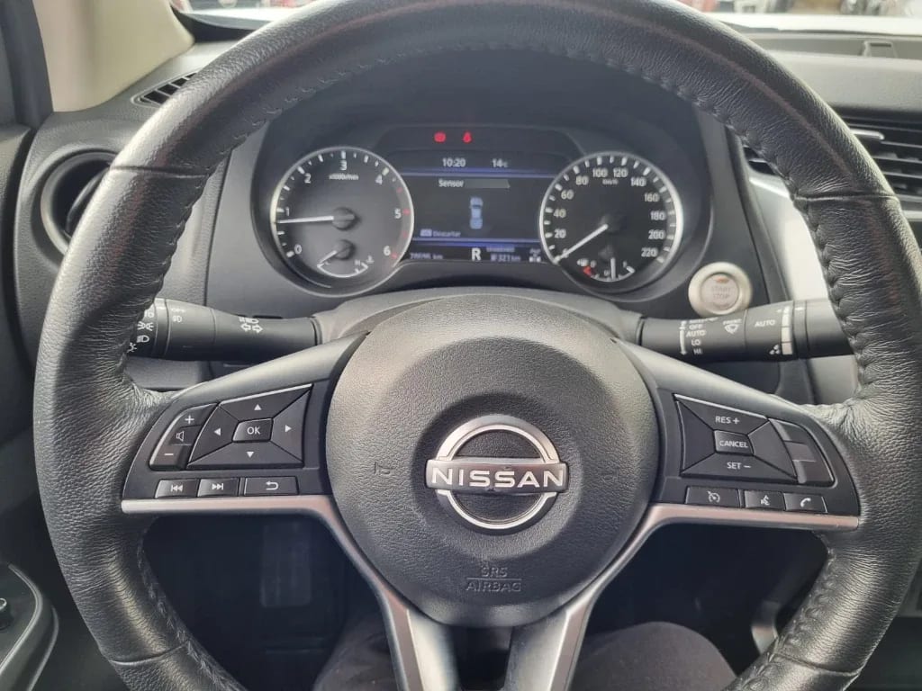Nissan Navara Dc 4x4 2.3tdi Le At año 2023