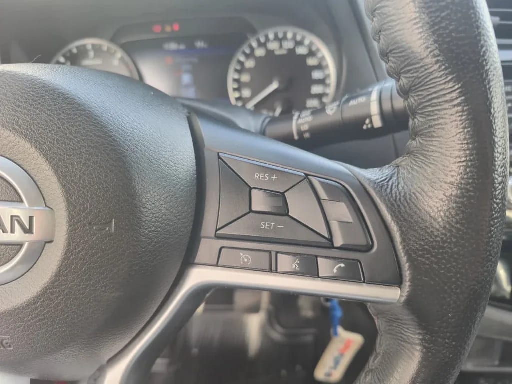 Nissan Navara Xe Mt 4x2 2.3 año 2023
