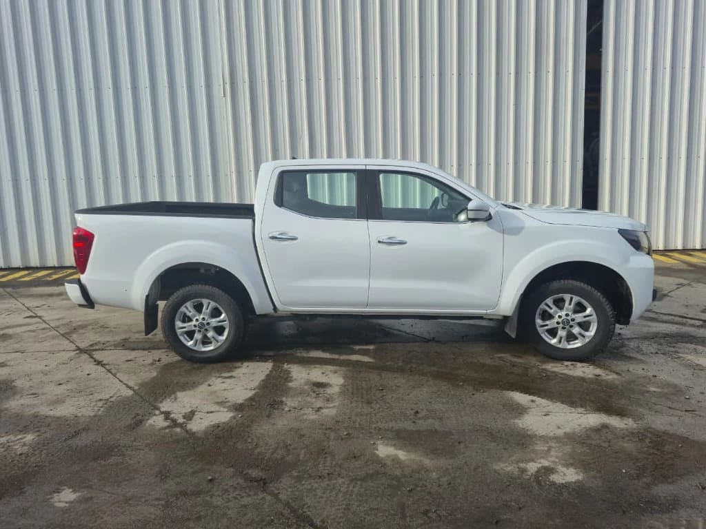 Nissan Navara Xe Mt 4x2 2.3 año 2023