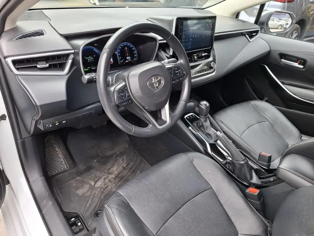 Toyota Corolla 1.8 Xli Hybrid 4x2 Cvt At 4p año 2024