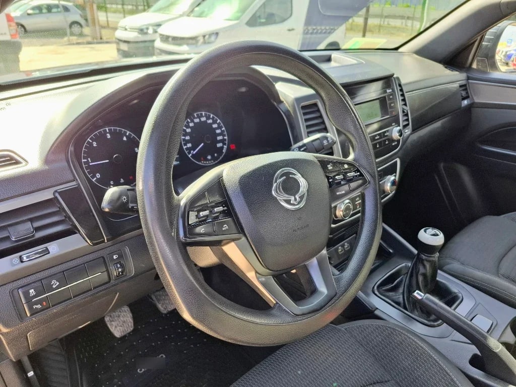 Ssangyong Grand Musso Grand Musso 2.2 4x2 Mt Full-Ql612 año 2023