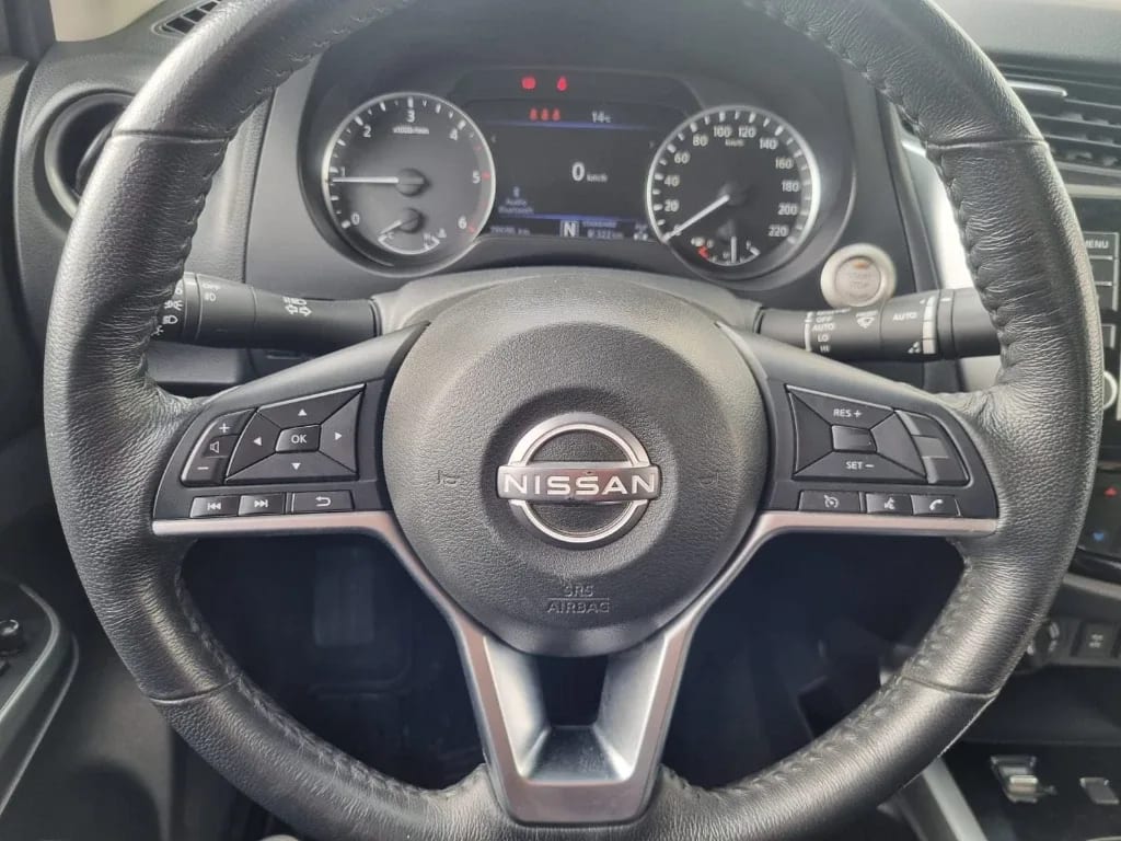 Nissan Navara Dc 4x4 2.3tdi Le At año 2023