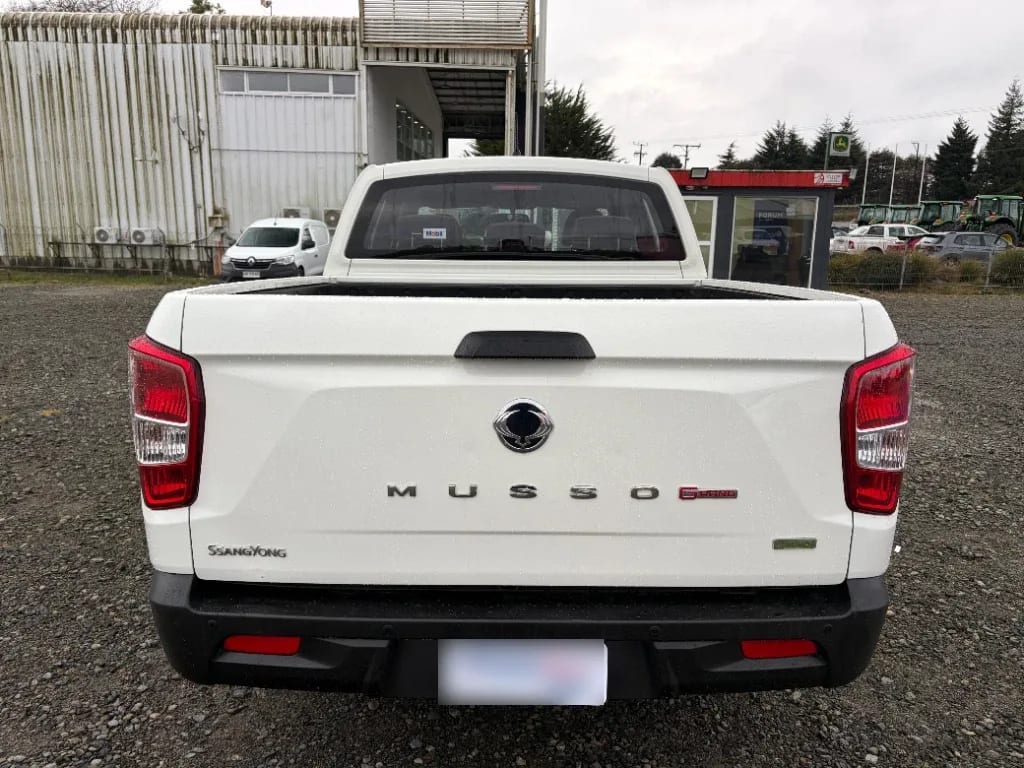 Ssangyong Grand Musso 2.2 4x2 año 2023