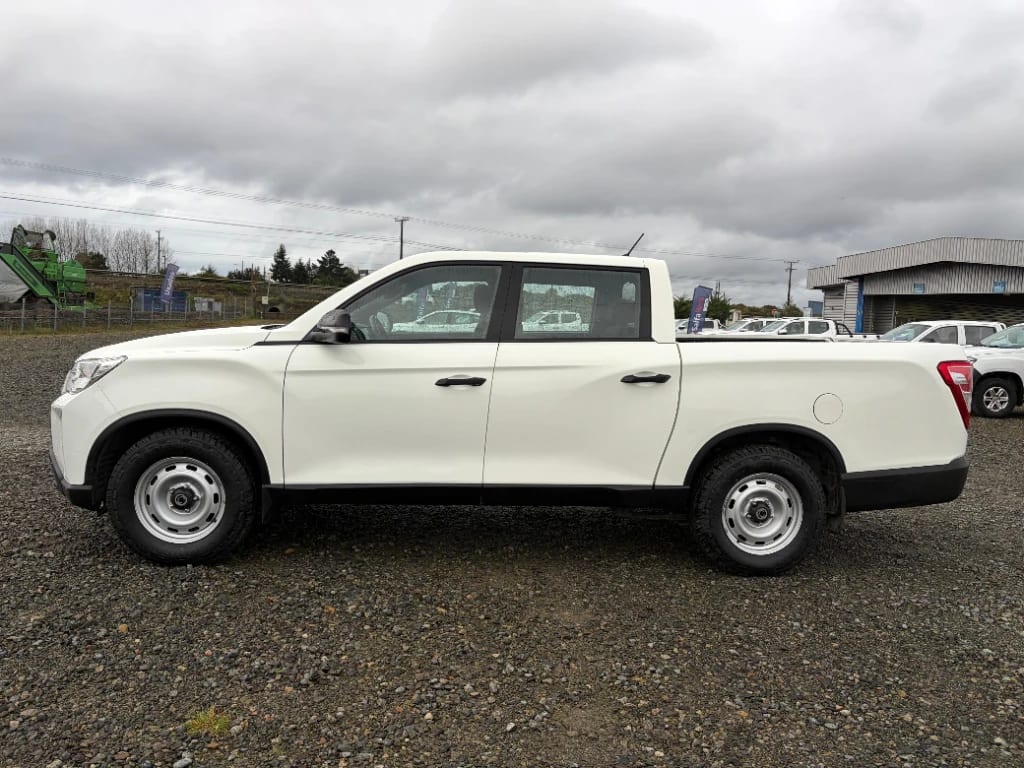Ssangyong Grand Musso 2.2 4x2 año 2023