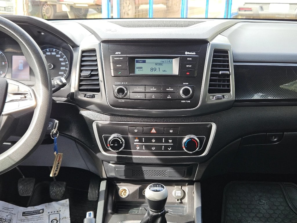 Ssangyong Grand Musso Gran Musso 2.2 4x2 Mt Full -Ql610 año 2023