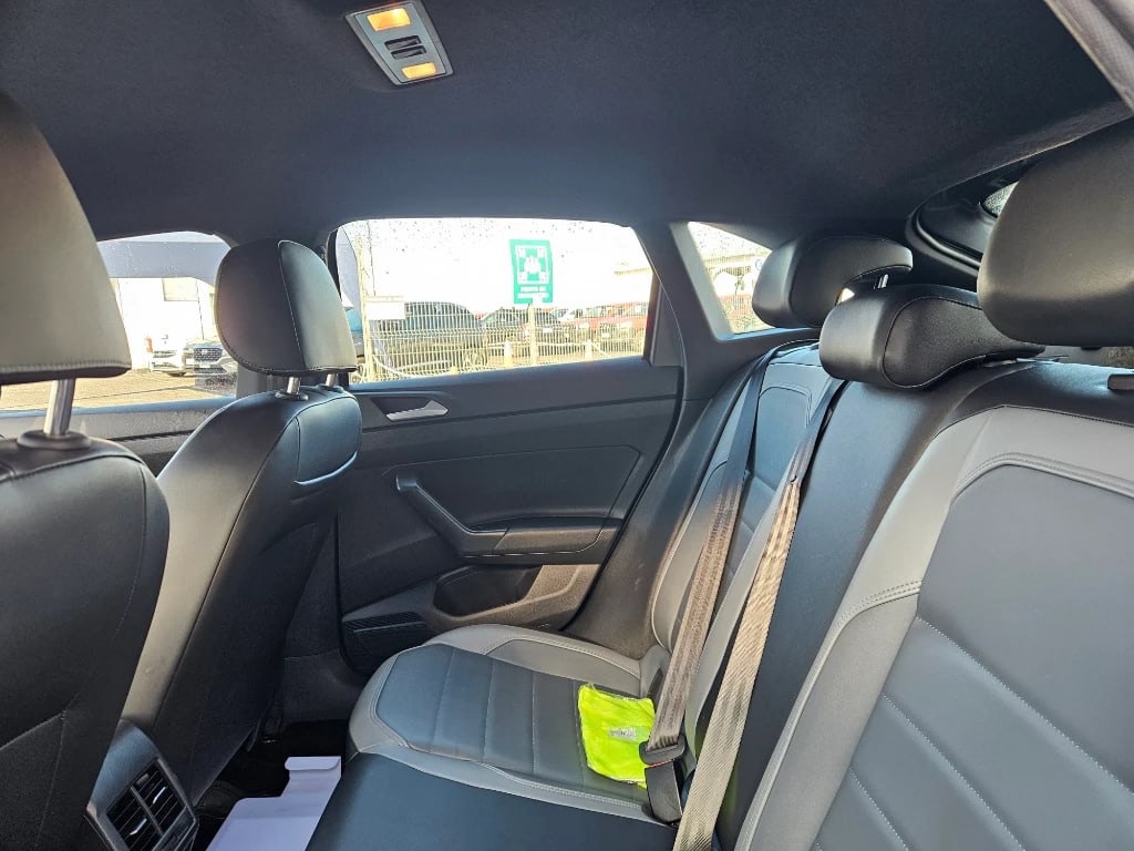 Volkswagen Nivus Tsi At Highline 1.0 año 2023
