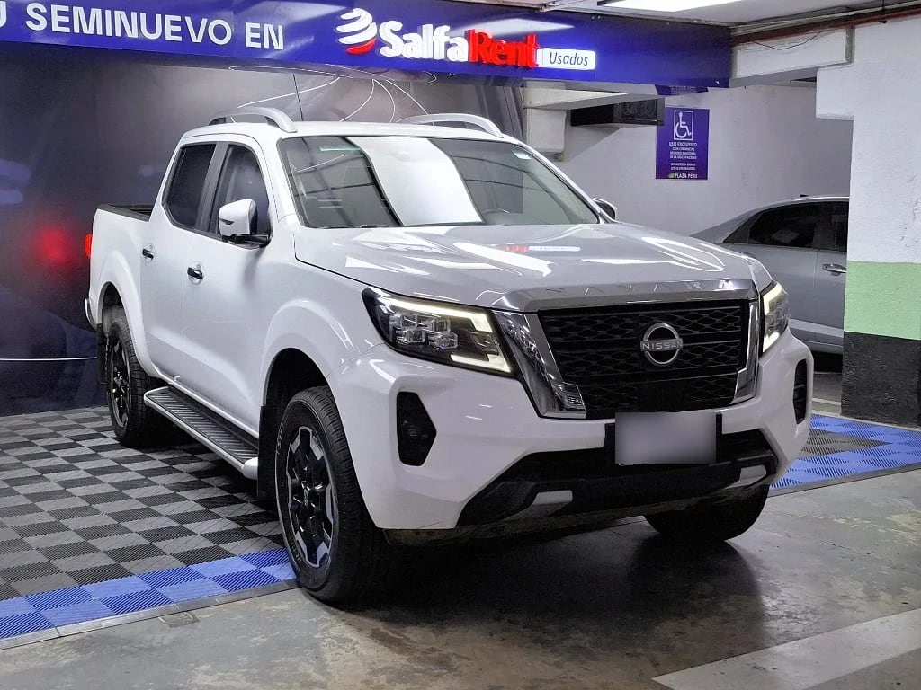 Nissan Navara Dc 4x4 2.3tdi Le año 2023