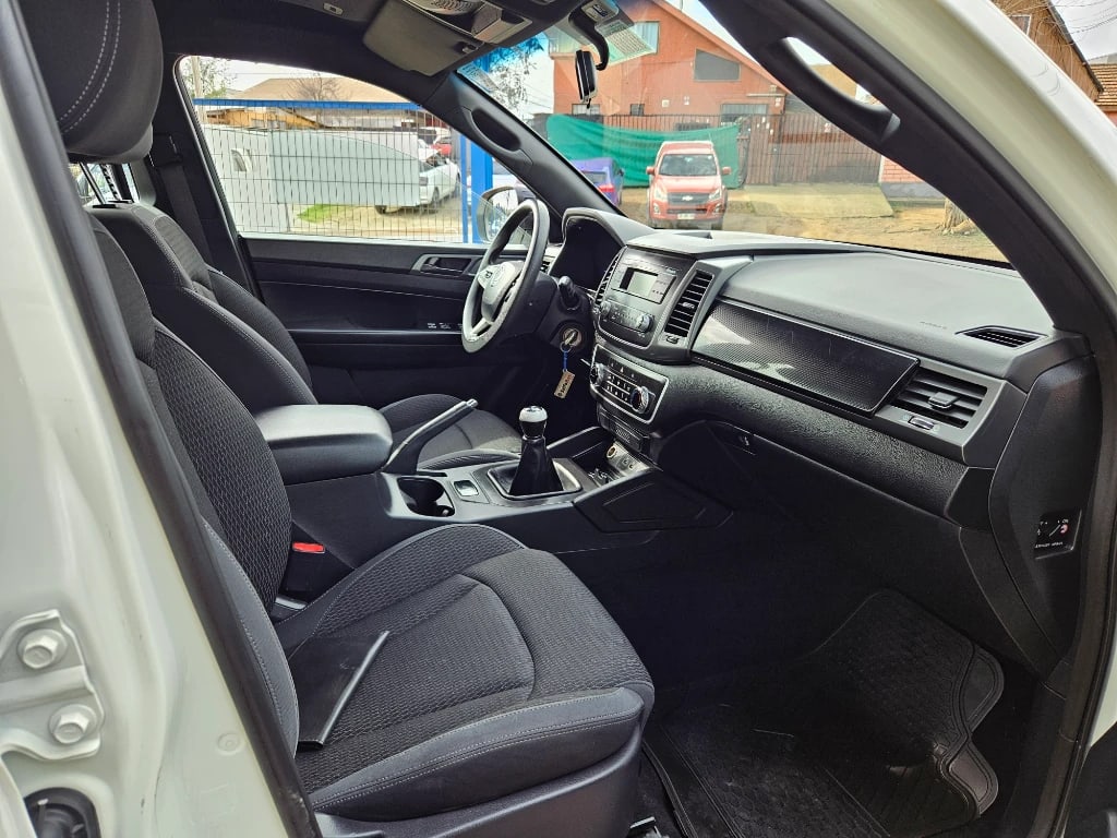 Ssangyong Grand Musso Gran Musso 2.2 4x2 Mt Full -Ql610 año 2023