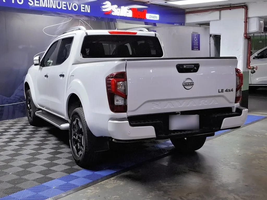 Nissan Navara Dc 4x4 2.3tdi Le año 2023