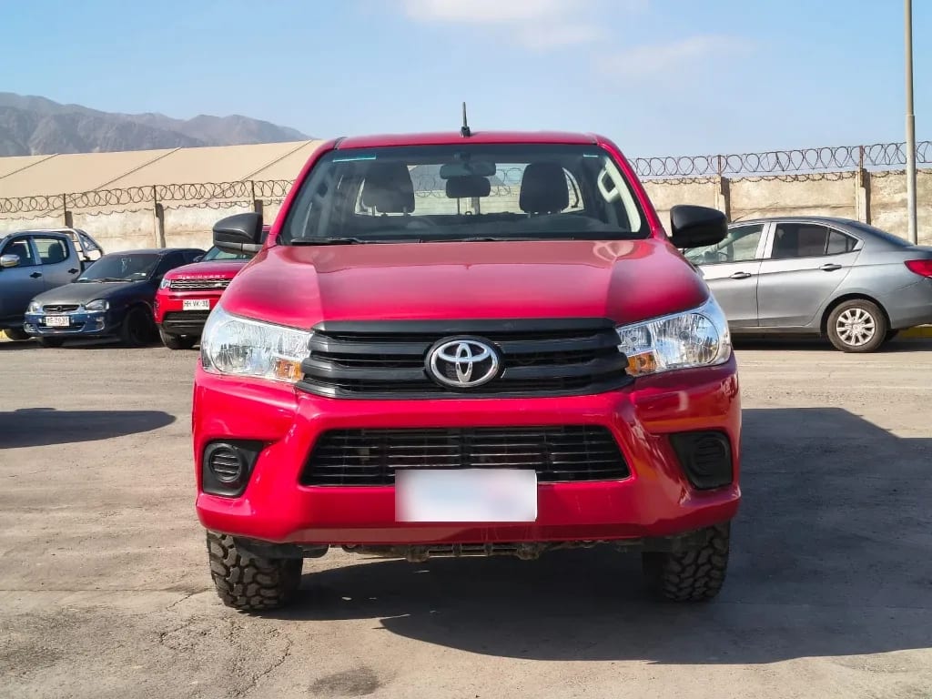 Toyota Hilux Dc 4x4 2.4 D Dx Mt año 2024