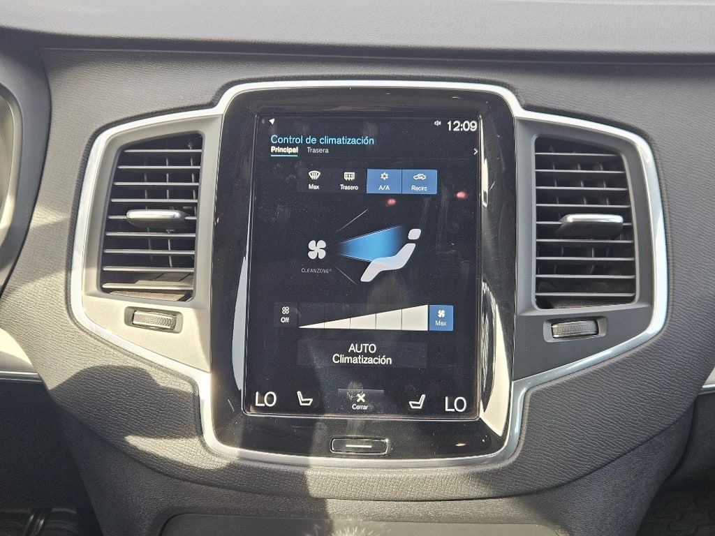 Volvo Xc90 B6 Momentum año 2022