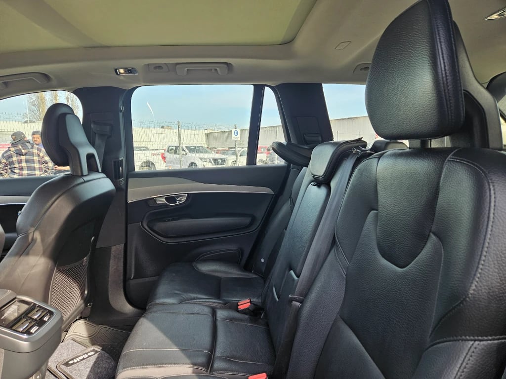 Volvo Xc90 B6 Momentum año 2022