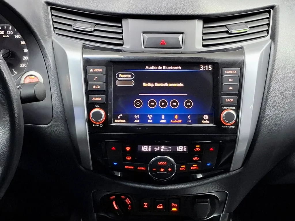Nissan Navara Dc 4x4 2.3tdi Le año 2023