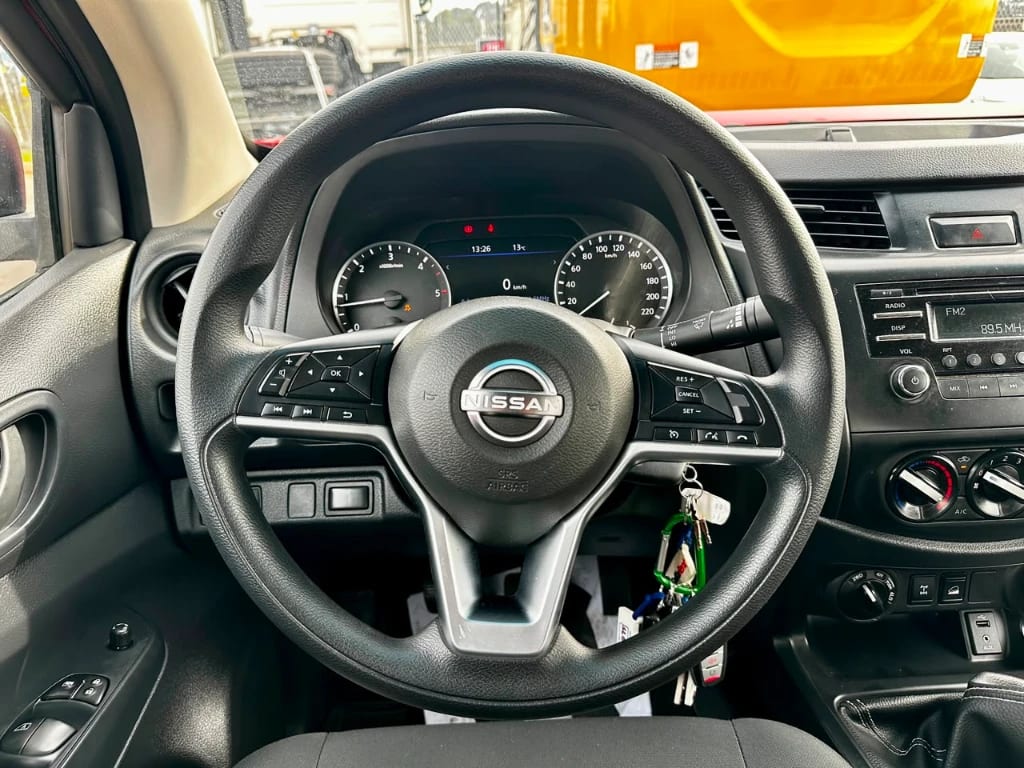Nissan Navara Navara Dc 4x4 2.3 Tdi Se año 2023
