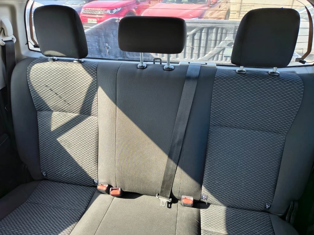 Toyota Hilux Dc 4x4 2.4 D Dx Mt año 2024