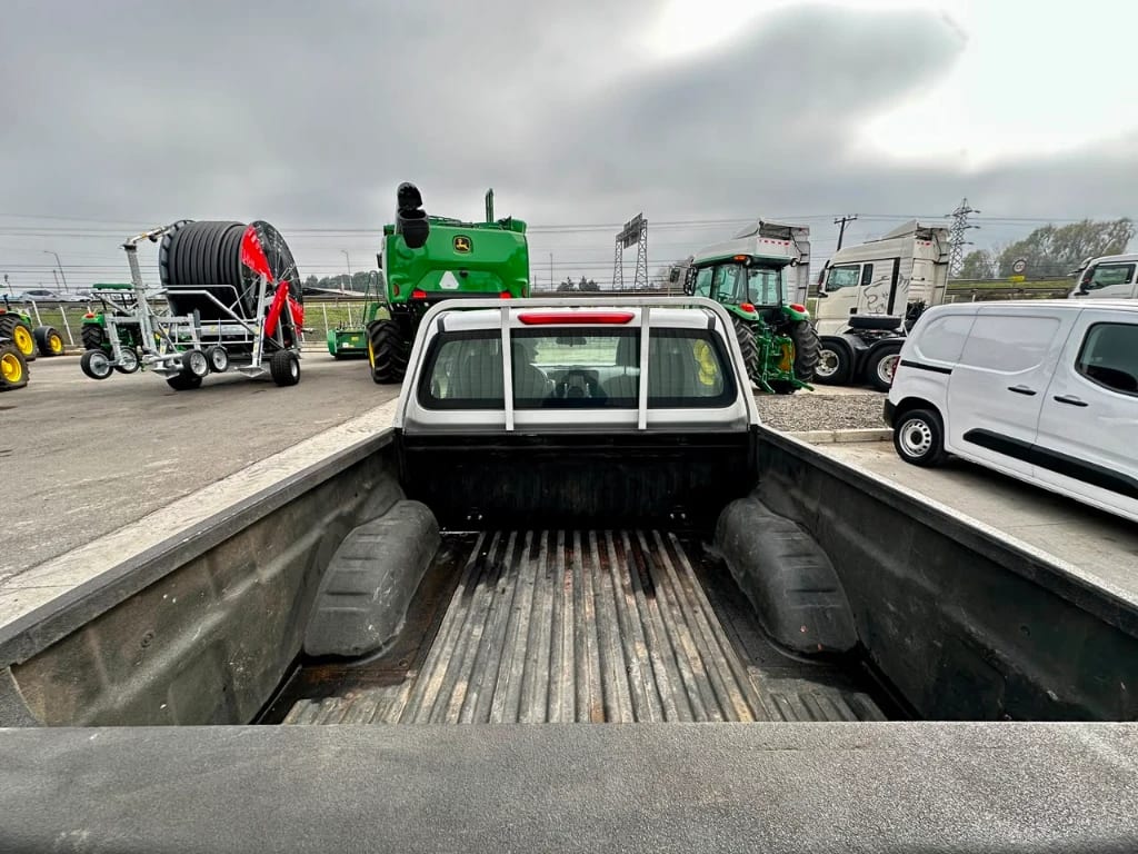 Nissan Navara Navara Dc 4x4 2.3 Tdi Se año 2023