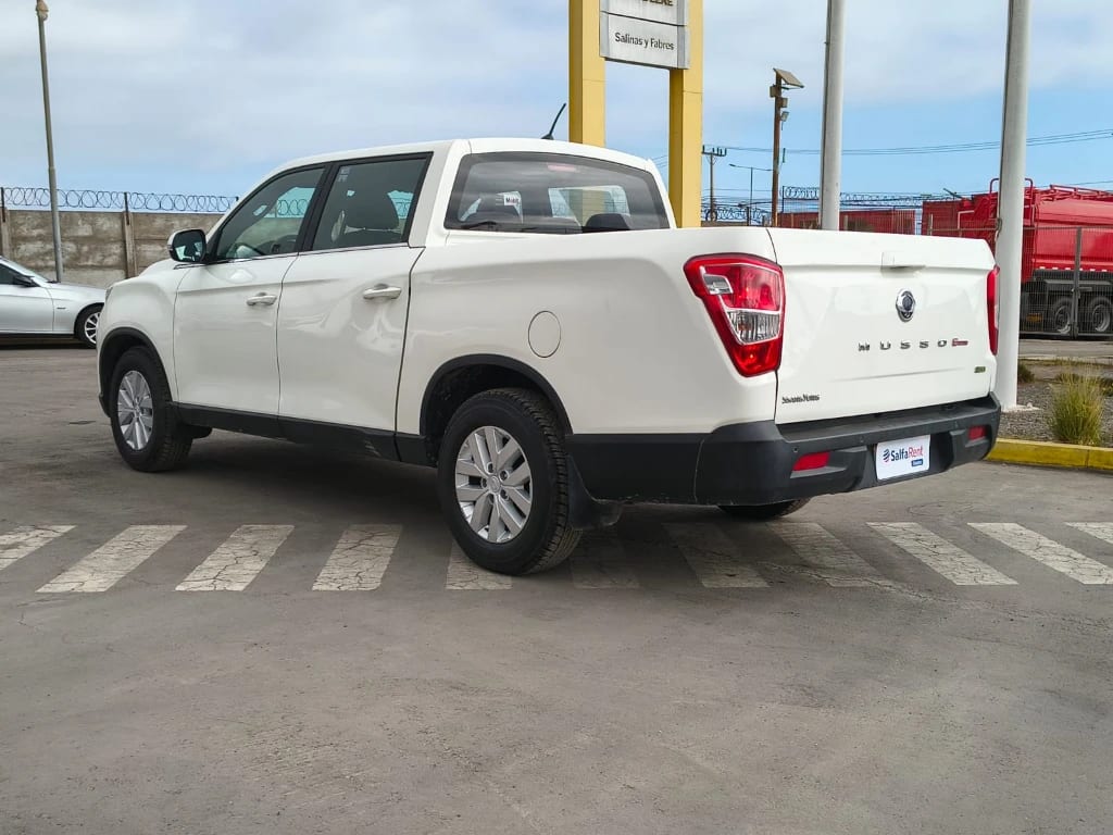 Ssangyong Grand Musso 2.2 4x2 Mt Full-Ql612 año 2023