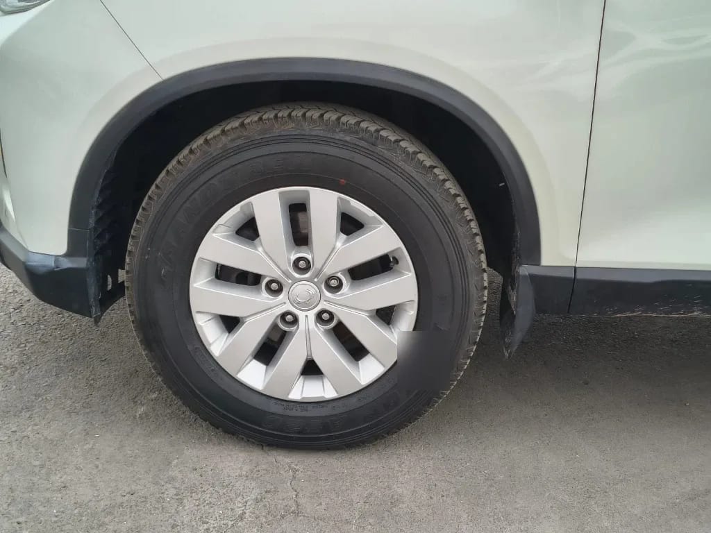 Ssangyong Grand Musso 2.2 4x2 Mt Full-Ql612 año 2023