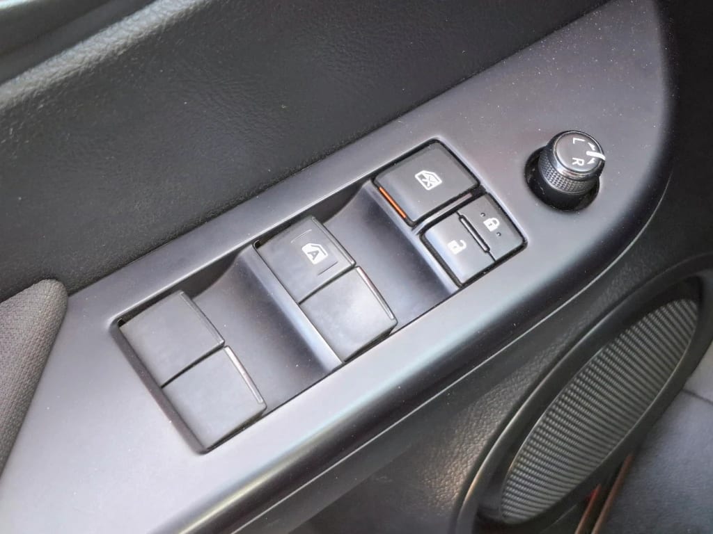 Toyota Hilux Toyota Hilux Dx Tss 4x2 Mt año 2023