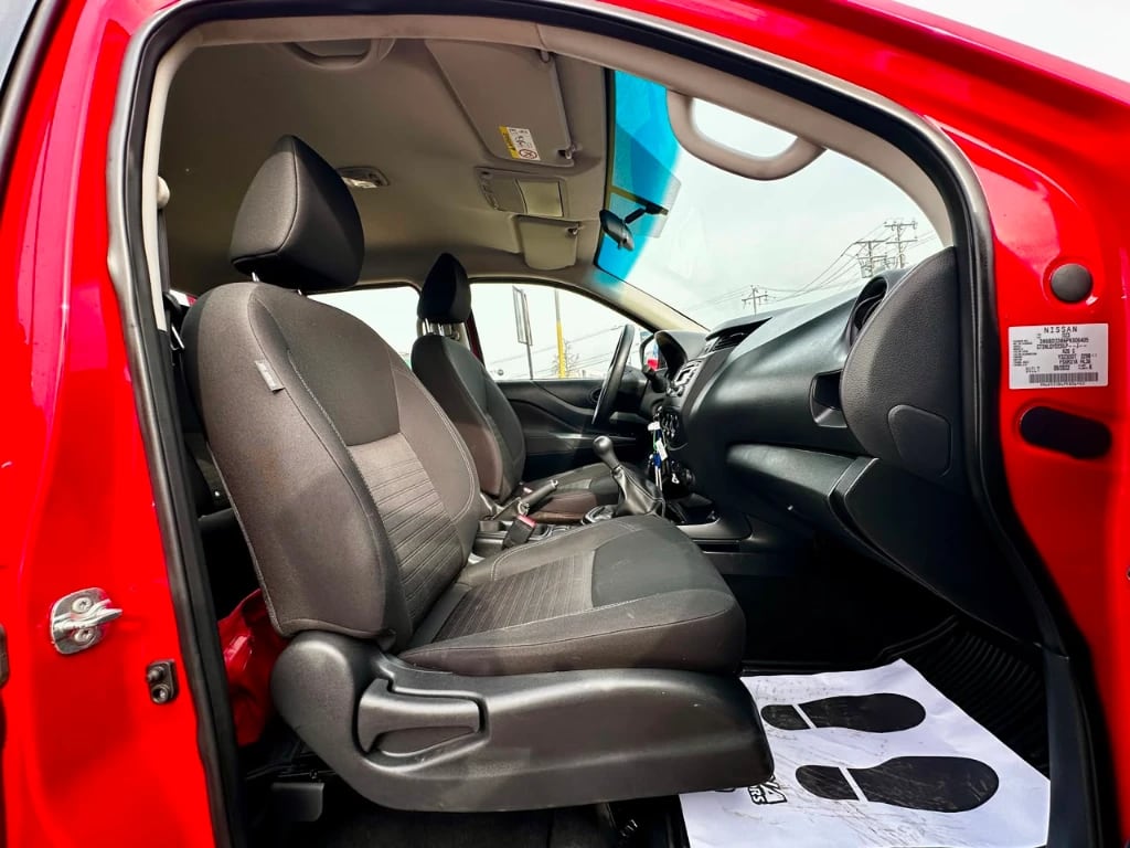 Nissan Navara Navara Dc 4x4 2.3 Tdi Se año 2023