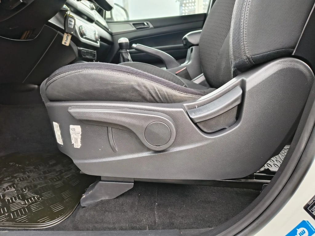 Ssangyong Grand Musso 2.2 4x2 Mt Full-Ql612 año 2023