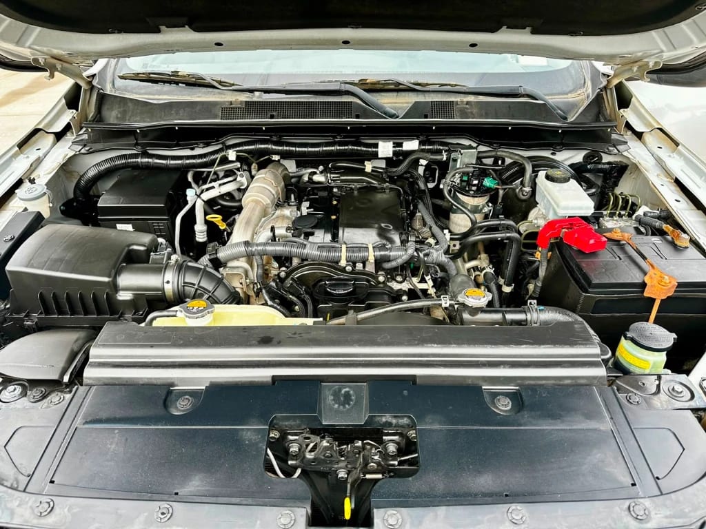 Nissan Navara Navara Dc 4x4 2.3 Tdi Se año 2023