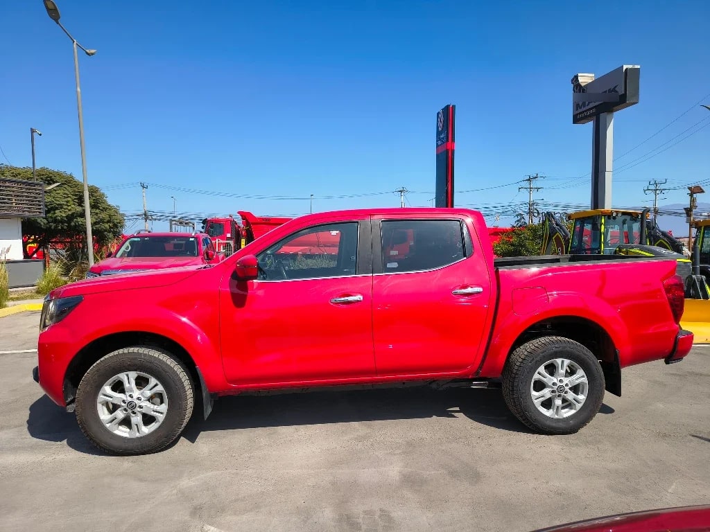 Nissan Navara Dc 4x2 2.3tdi Xe año 2022