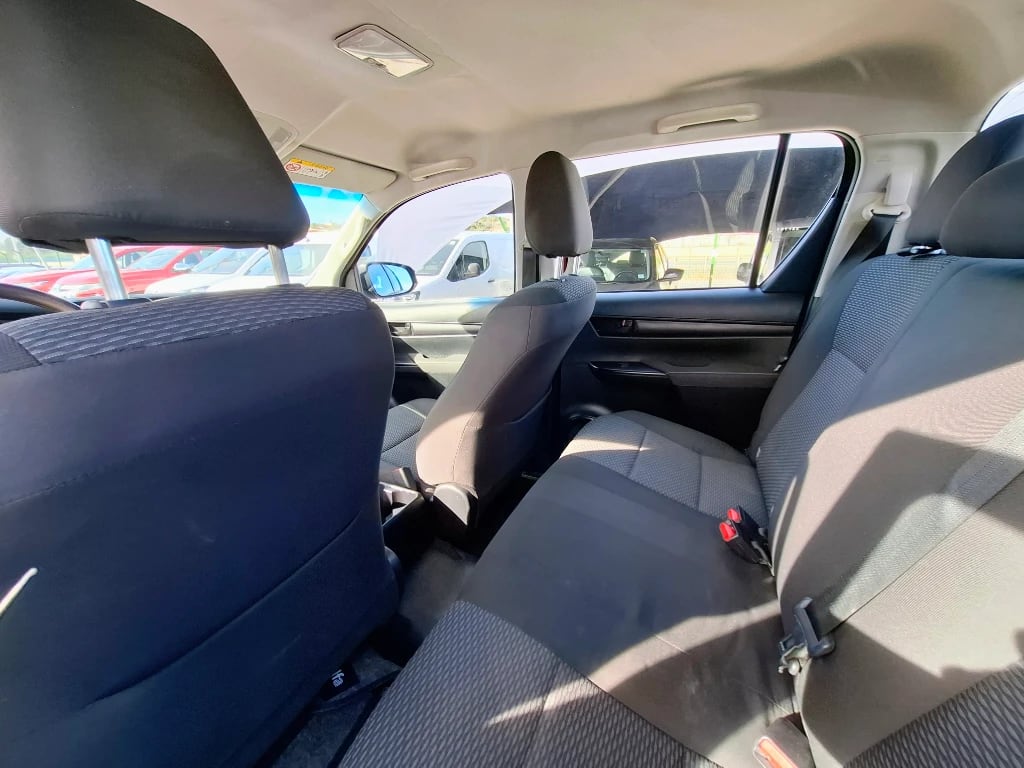 Toyota Hilux Toyota Hilux Dx Tss 4x2 Mt año 2023
