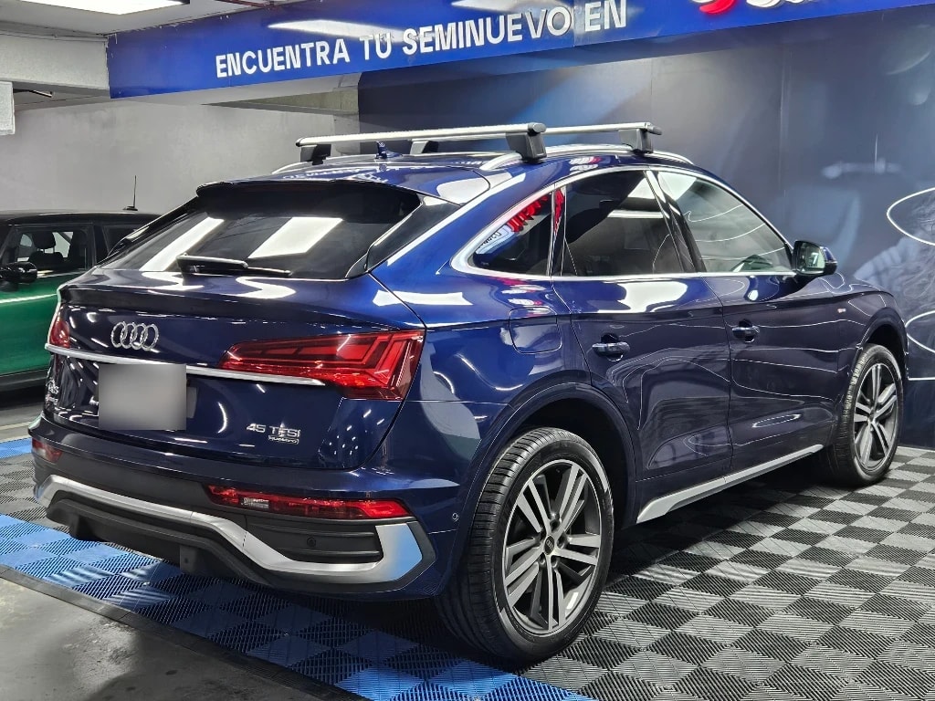 Audi Q5 2.0 Sportback 45 Tfsi Sport S Line At 4x4 año 2025