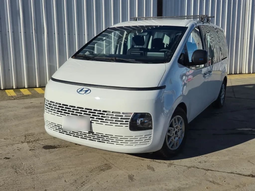 Hyundai Staria Furgón Us4 Mb 2.2 Crdi At año 2024