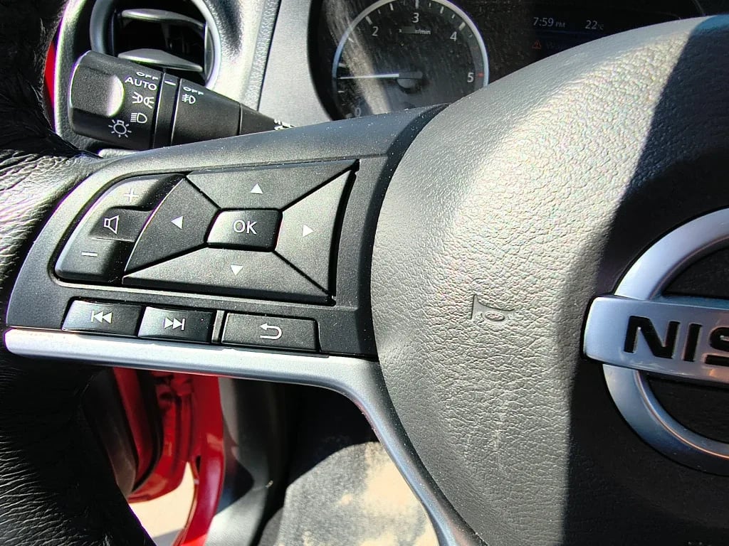 Nissan Navara Dc 4x2 2.3tdi Xe año 2022