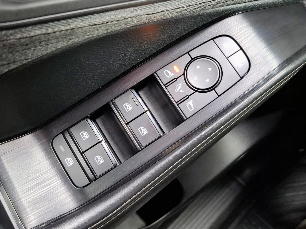 Nissan X-Trail Sense 2.5 At 4x2 3f año 2023