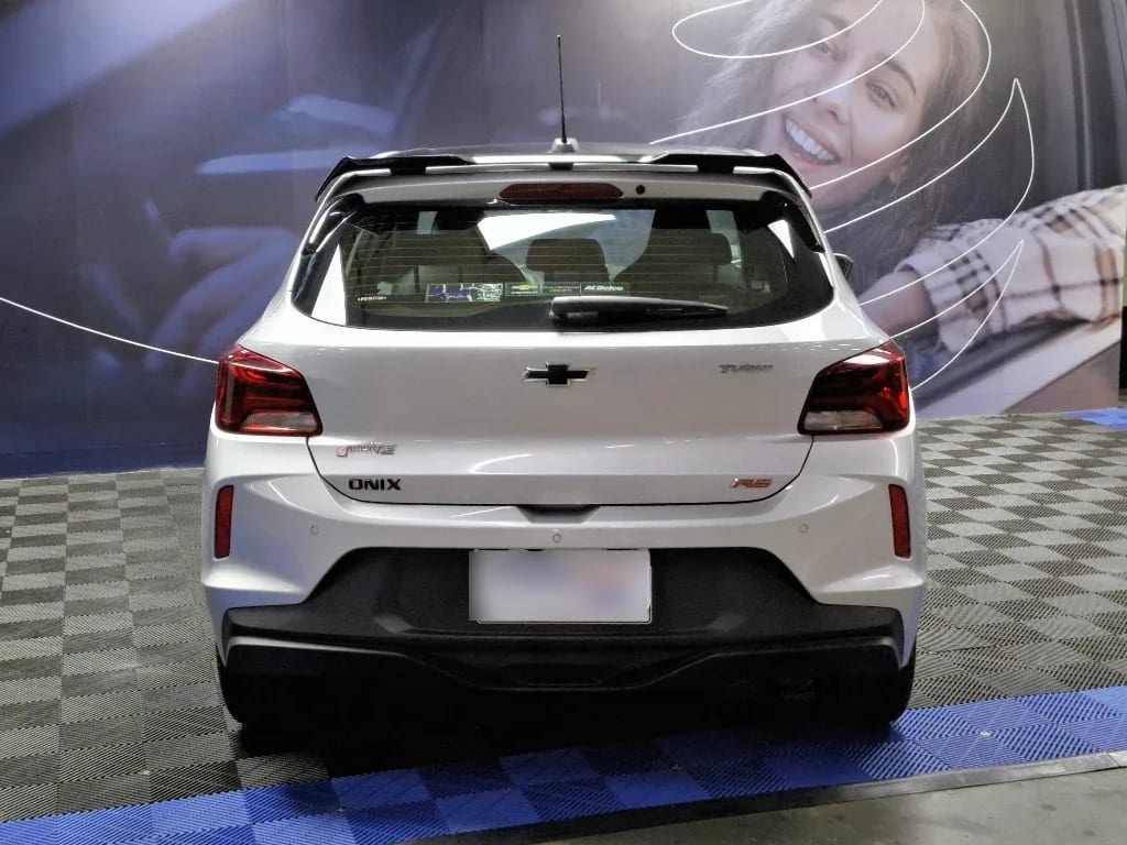 Chevrolet Onix Hb 1.0t Rs Mt P Onstar año 2023