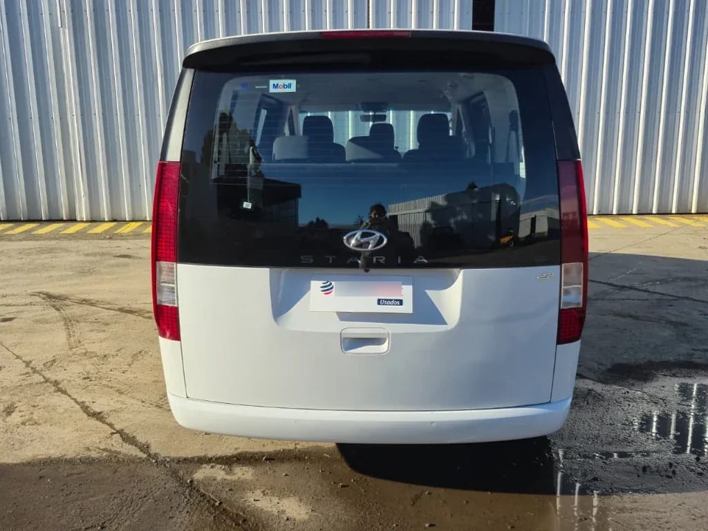 Hyundai Staria Furgón Us4 Mb 2.2 Crdi At año 2024