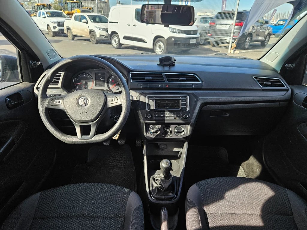 Volkswagen Gol 1.6 Hb Mt Ac año 2022
