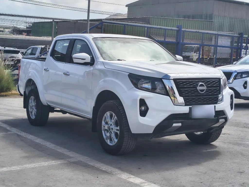 Nissan Navara Dc 4x4 2.3tdi Xe año 2023