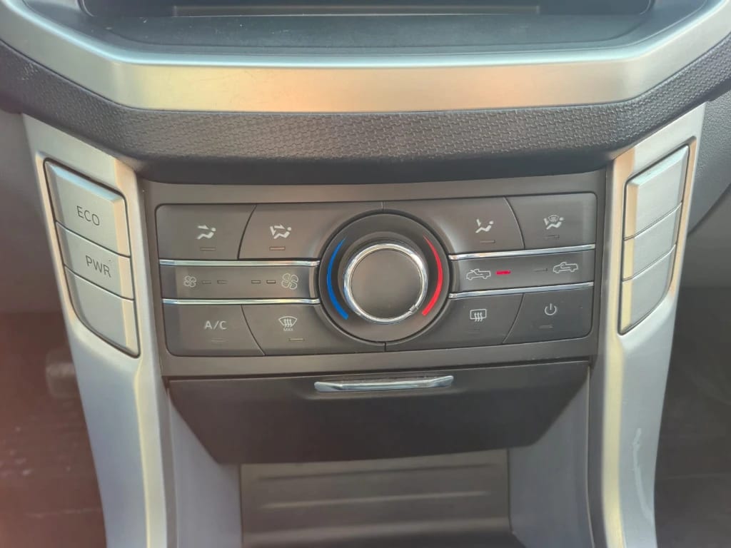 Maxus T60 T60 Dx 4x2 Dc 2.8d año 2023