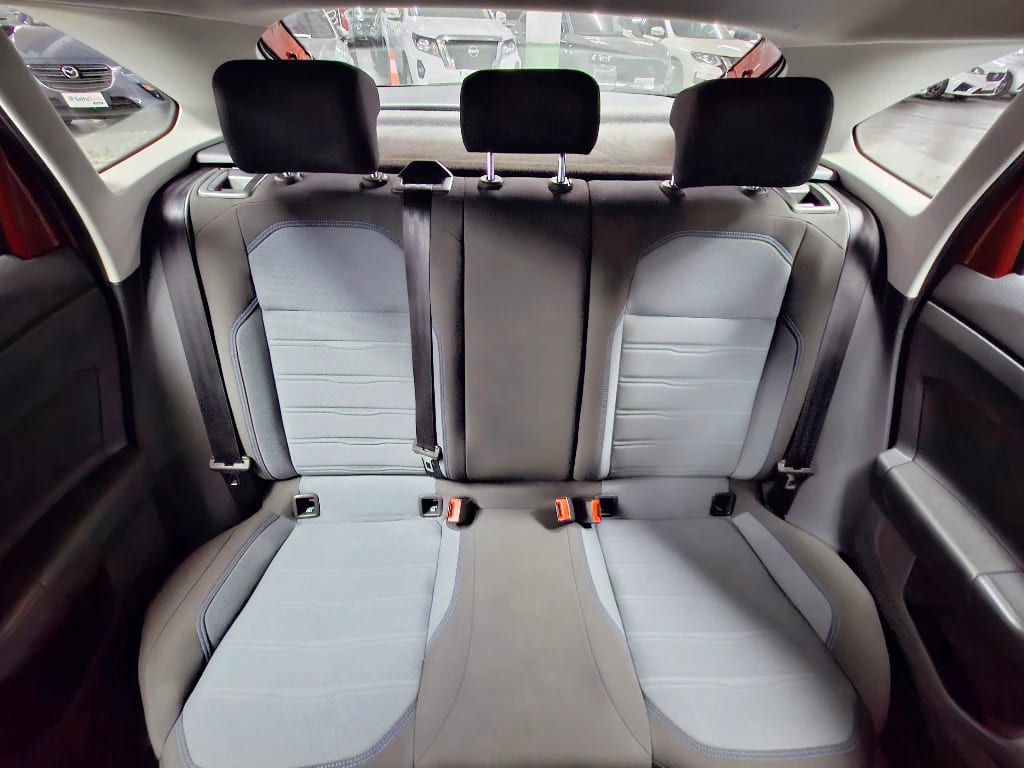 Volkswagen Nivus Nivus Tsi At Comfortline año 2024