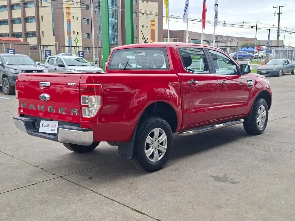 Ford Ranger Dcab Xlt 4x4 3.2 año 2023
