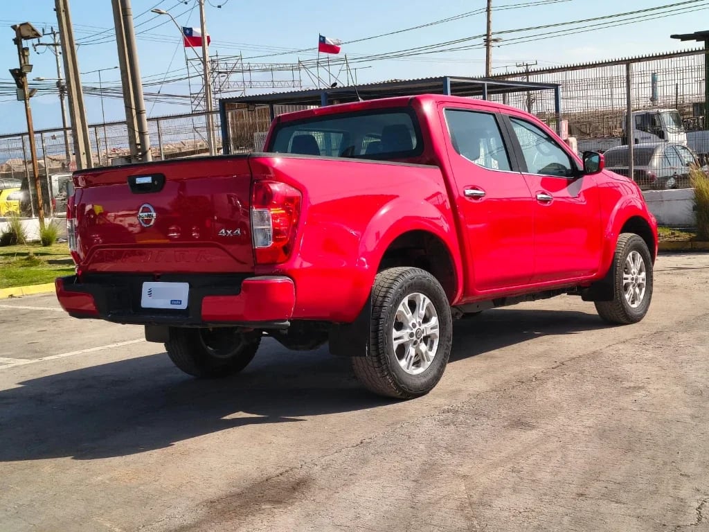 Nissan Navara Dc 4x4 2.3tdi Xe At año 2023