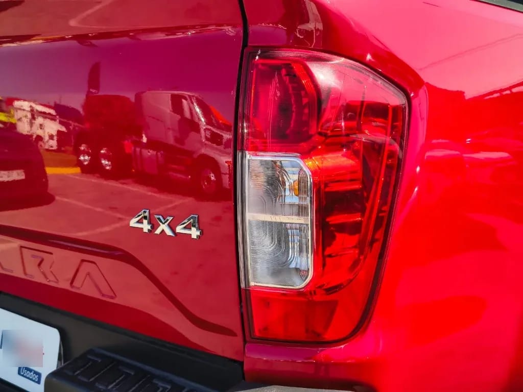 Nissan Navara Dc 4x4 2.3tdi Xe At año 2023
