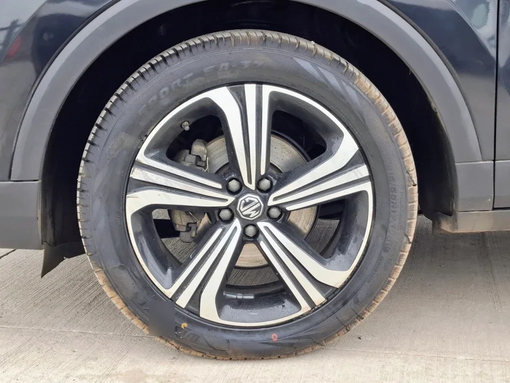 MG Zx Zx 1.5l Cvt Dlx año 2023